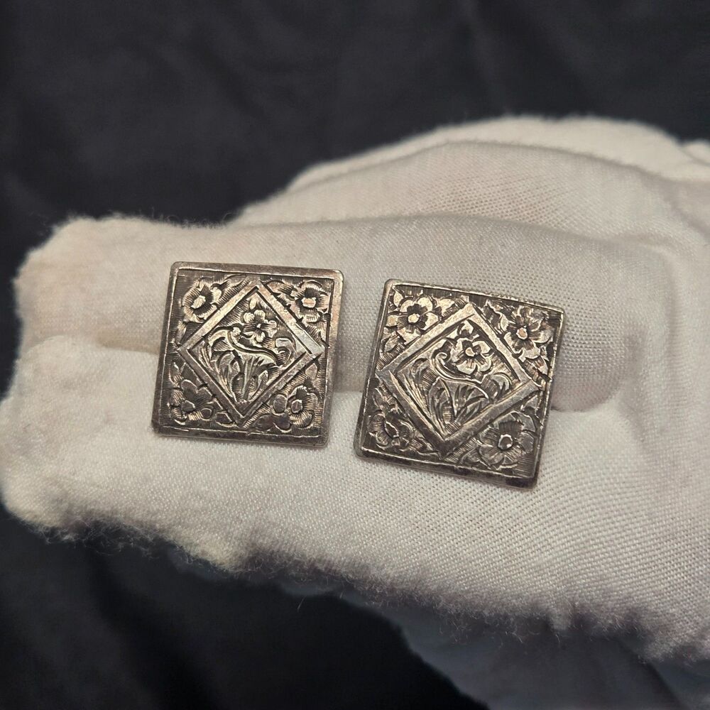 Vintage 800 European Silver Ornate Floral Cufflinks Square Engraved Design Italy